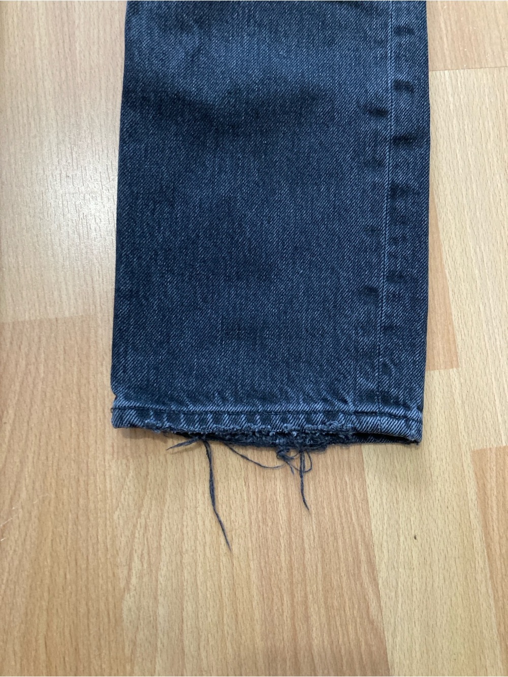 Agolde Riley Black Button Fly High Rise Cropped Jeans - Picture 5 of 8